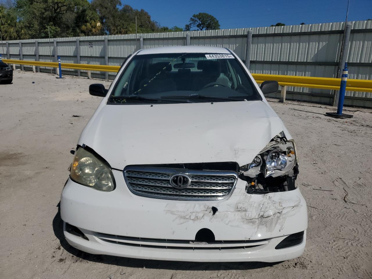 2007 Toyota Corolla VIN 1NXBR32E37Z822475 Copart auction photo, front end damage thumbnail 5