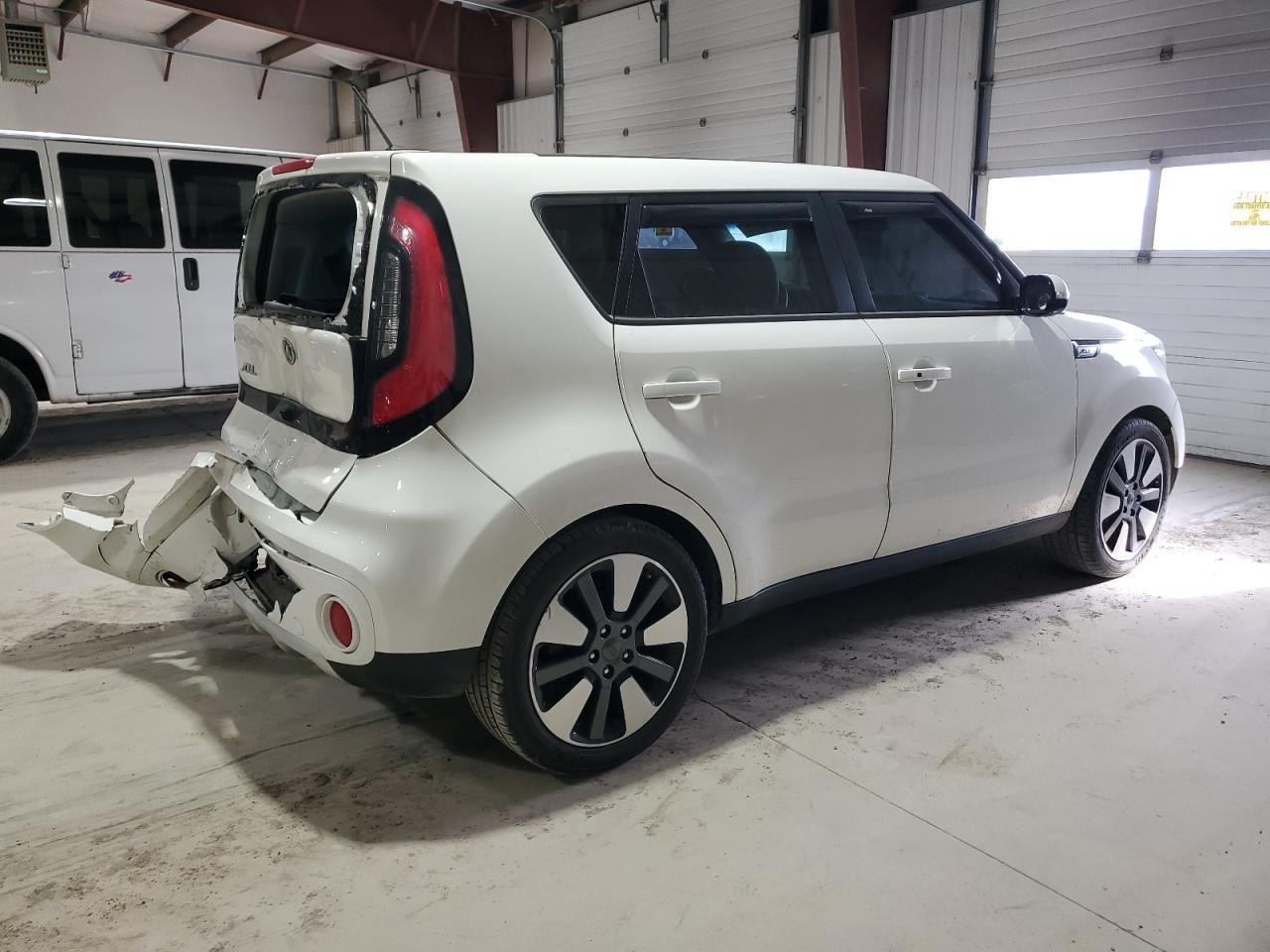 2017 KIA Soul VIN KNDJP3A58H7436559 Copart auction photo, rear end damage thumbnail 3