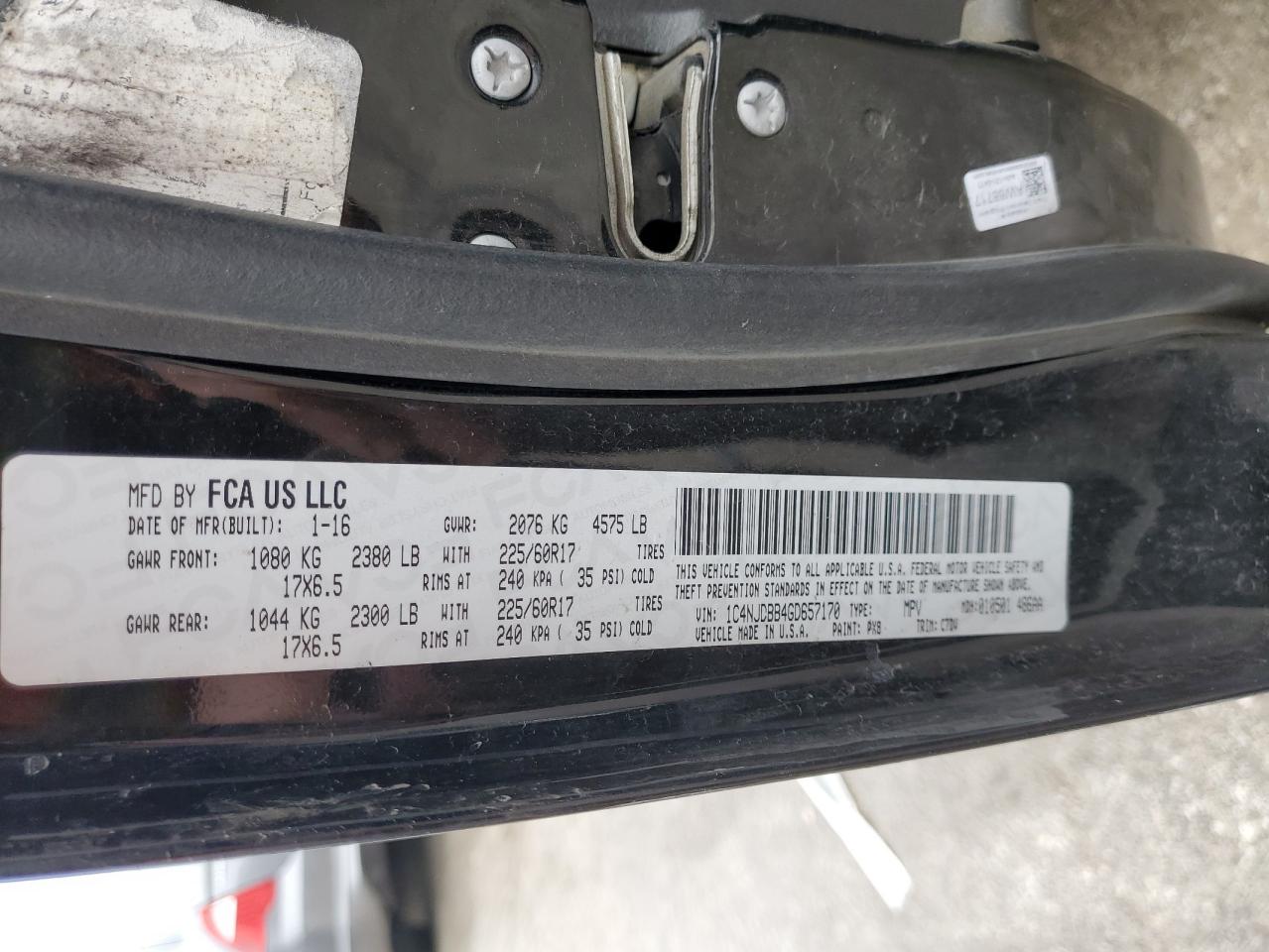 2016 Jeep Compass VIN 1C4NJDBB4GD657170 Copart auction photo, front end / side damage thumbnail 13