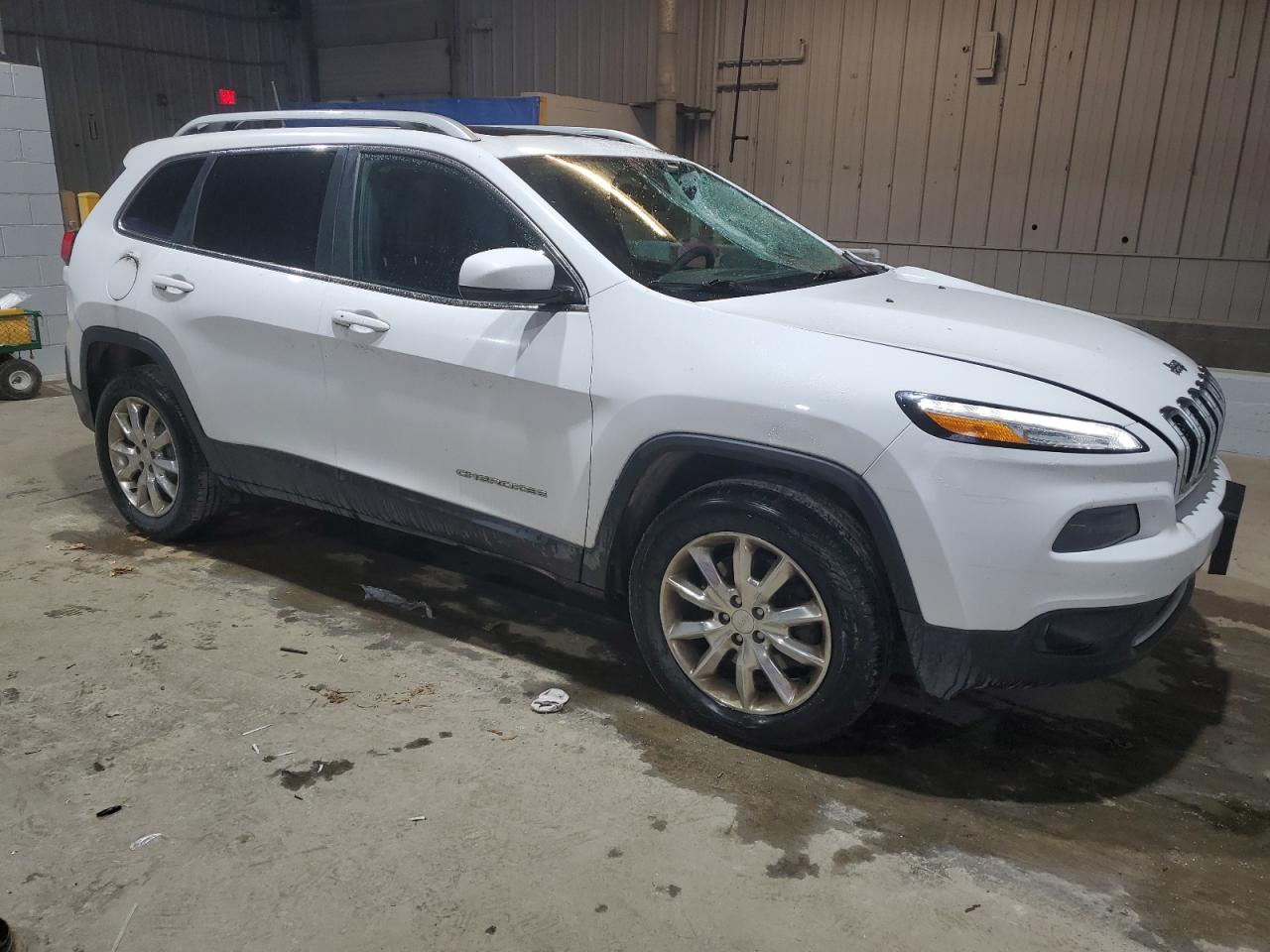 2017 Jeep Grand Cherokee VIN 1C4PJMDS3HW639142 Copart auction photo, front end / side damage thumbnail 4