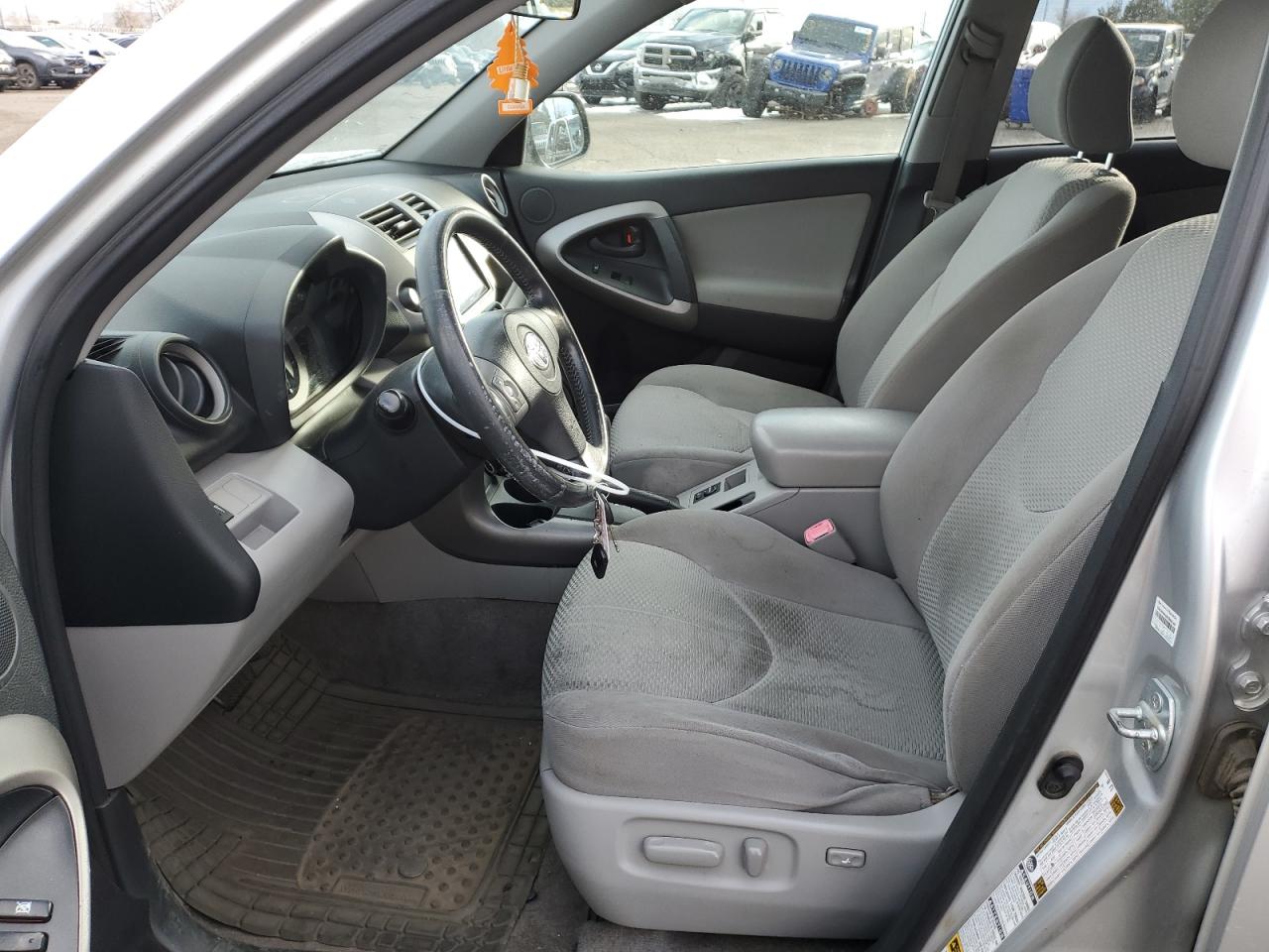 2007 Toyota RAV 4 VIN JTMBD31V875106458 Copart auction photo, front end damage thumbnail 7