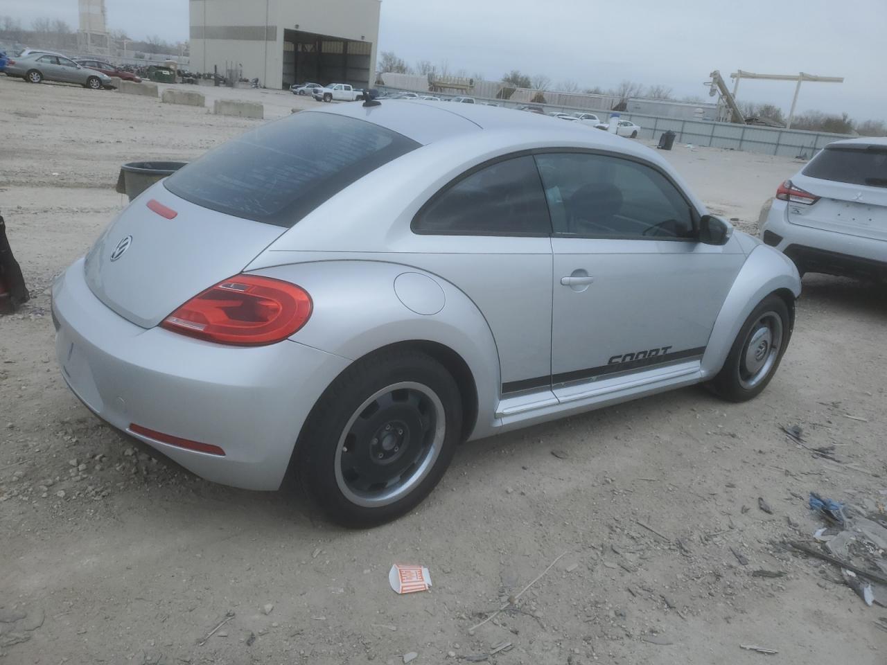 2012 Volkswagen Beetle VIN 3VWJP7AT5CM601713 Copart auction photo, front end damage thumbnail 3
