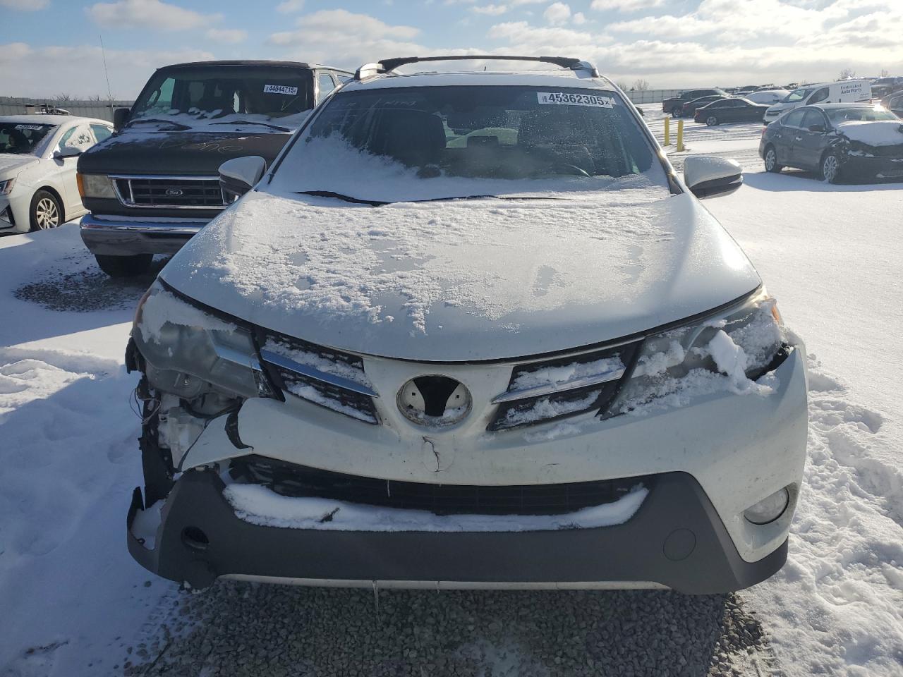 2015 Toyota RAV 4 VIN 2T3DFREV1FW384707 Copart auction photo, side damage thumbnail 5