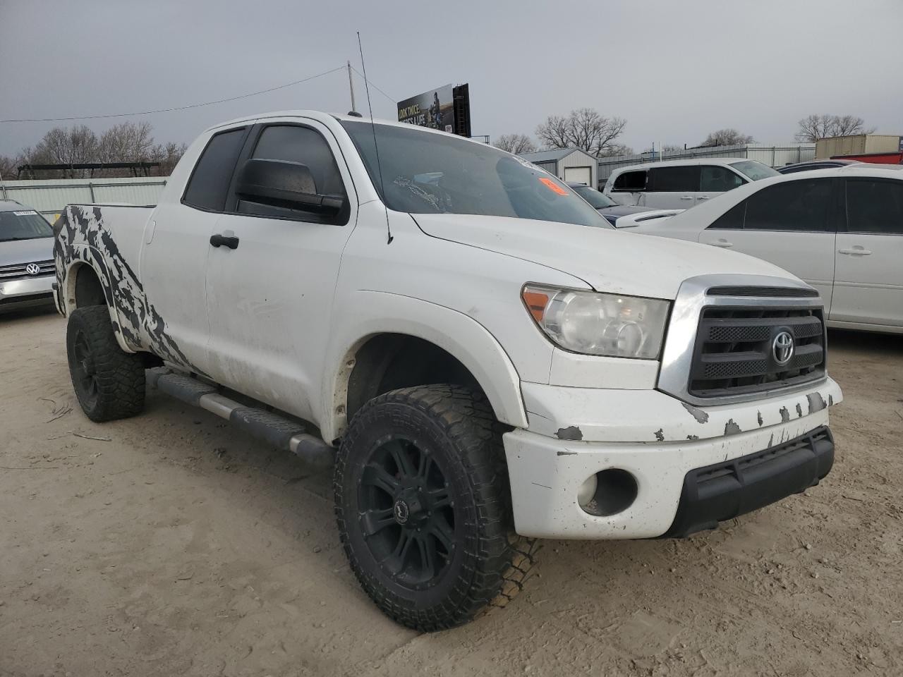 2010 Toyota Tundra VIN 5TFUW5F14AX147198 Copart auction photo, front end damage thumbnail 4