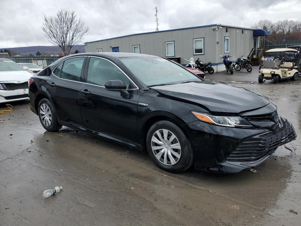 2020 Toyota Camry VIN 4T1C31AK4LU541247 Copart auction photo, side / front end damage thumbnail 4