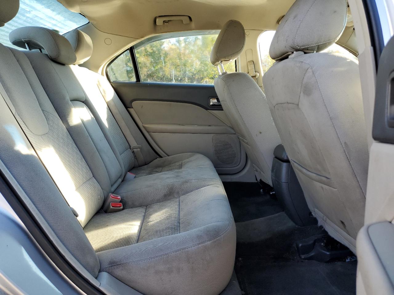 2011 Ford Fusion VIN 3FAHP0HAXBR125723 Copart auction photo, minor dent/scratches damage thumbnail 10