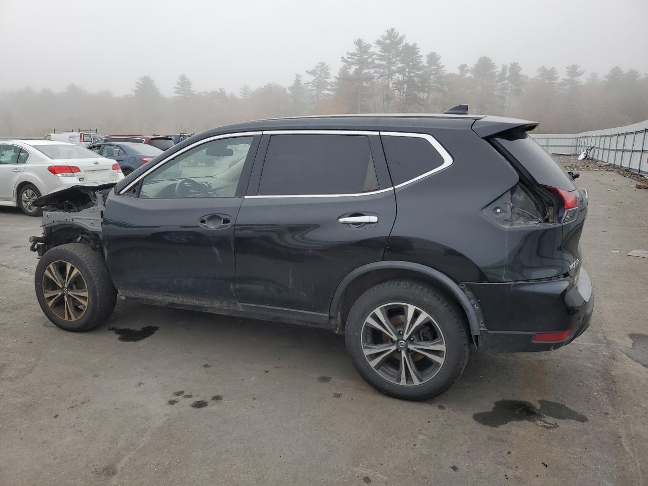 2019 Nissan Rogue VIN JN8AT2MV0KW382869 Copart auction photo, front end / rear end damage thumbnail 2
