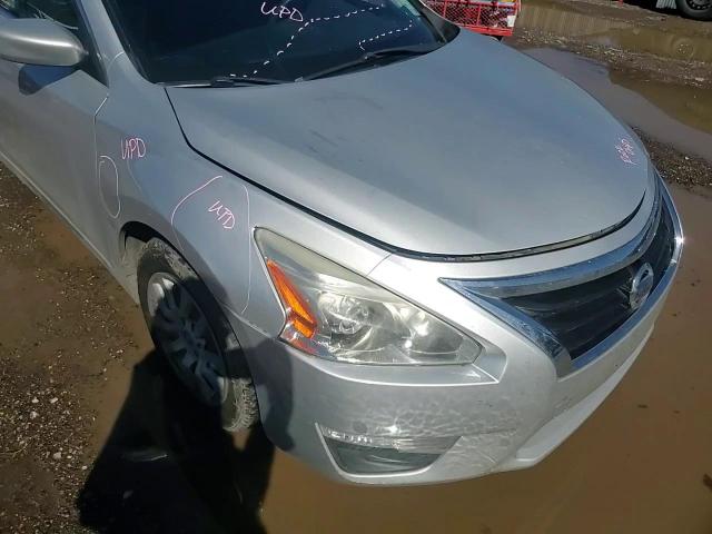 2015 Nissan Altima VIN 1N4AL3AP5FC238058 Copart auction photo, rear end damage thumbnail 11