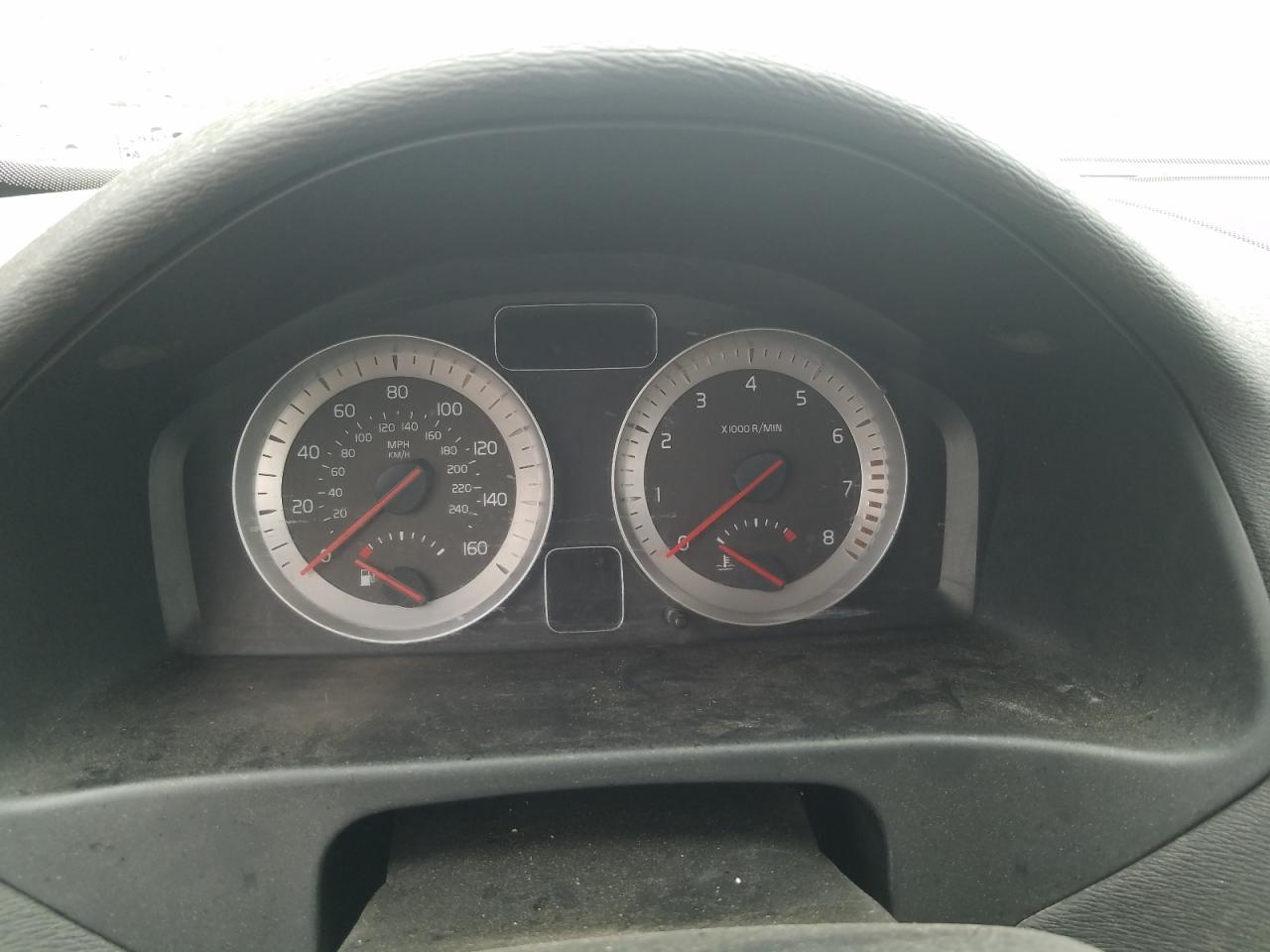 2011 Volvo C70 VIN YV1672MC9BJ113619 Copart auction photo, front end damage thumbnail 9