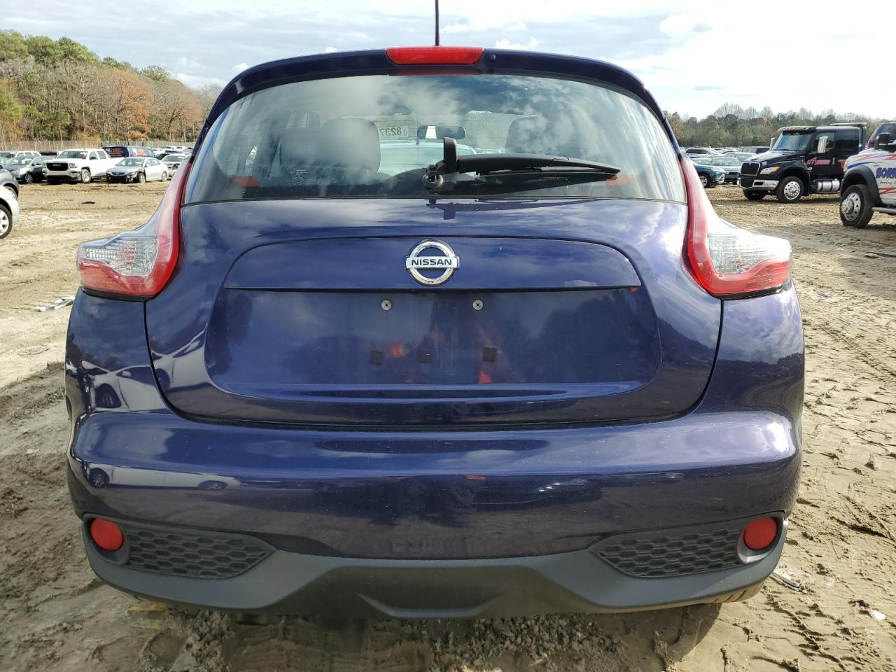 2017 Nissan Juke VIN JN8AF5MR7HT705661 Copart auction photo, frame damage / front end damage thumbnail 6
