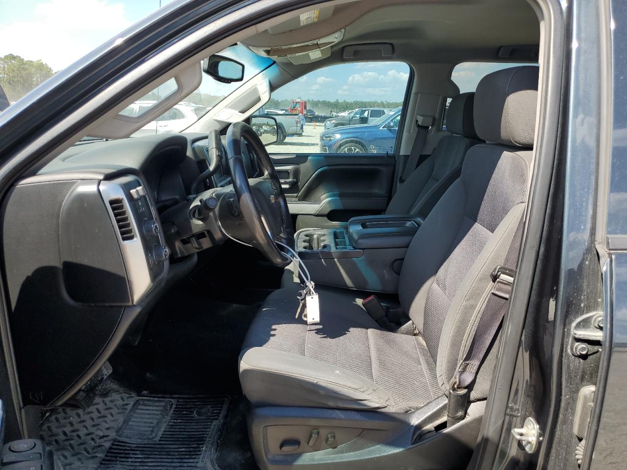 2017 Chevrolet Silverado VIN 3GCUKREC5HG211916 Copart auction photo, front end / side damage thumbnail 7