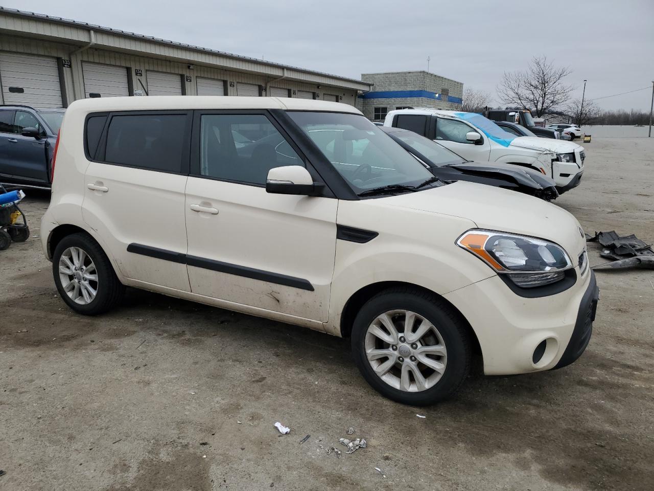 2013 KIA Soul VIN KNDJT2A62D7765525 Copart auction photo, rear end / side damage thumbnail 4