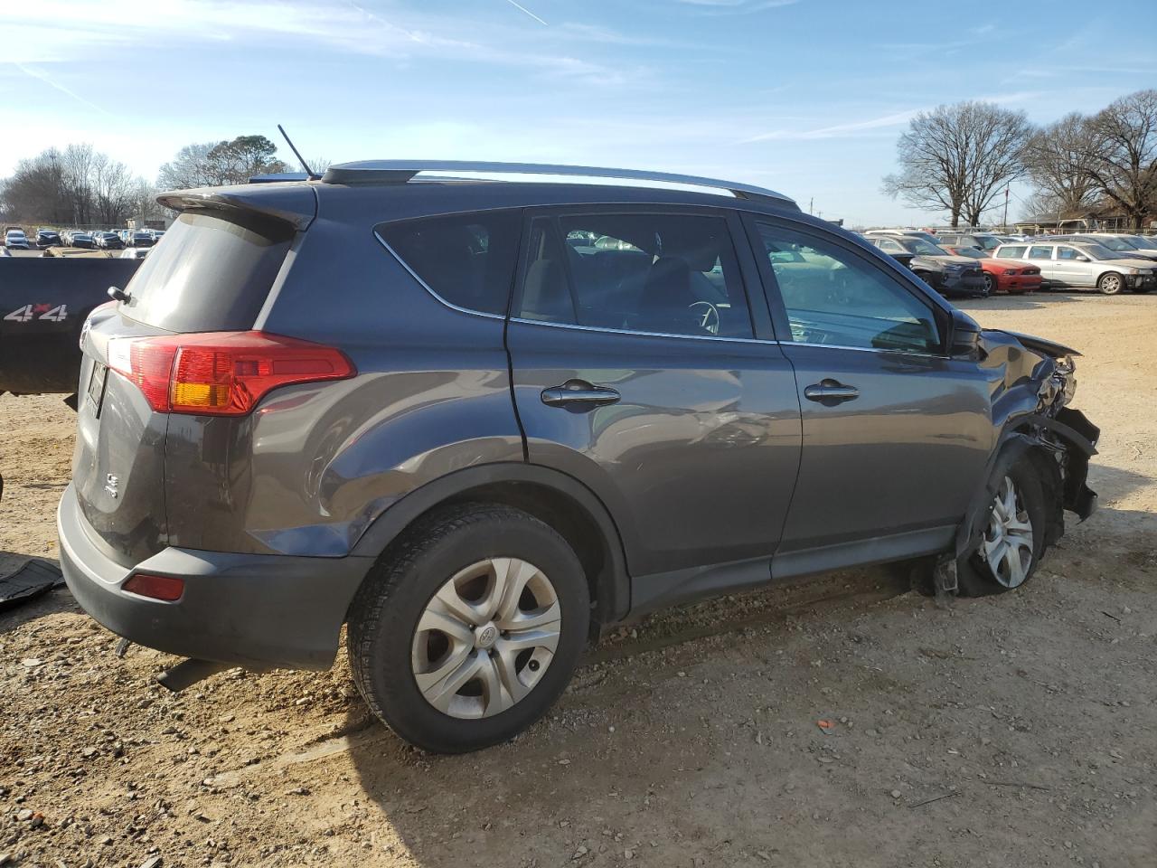 2015 Toyota RAV 4 VIN 2T3BFEV0FW312842 Copart auction photo, front end / undercarriage damage thumbnail 3