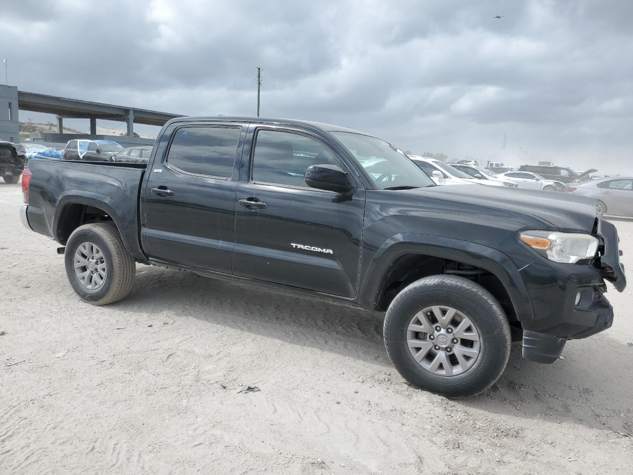 2019 Toyota Tacoma VIN 3TMAZ5CN5KM099929 Copart auction photo, front end damage thumbnail 4