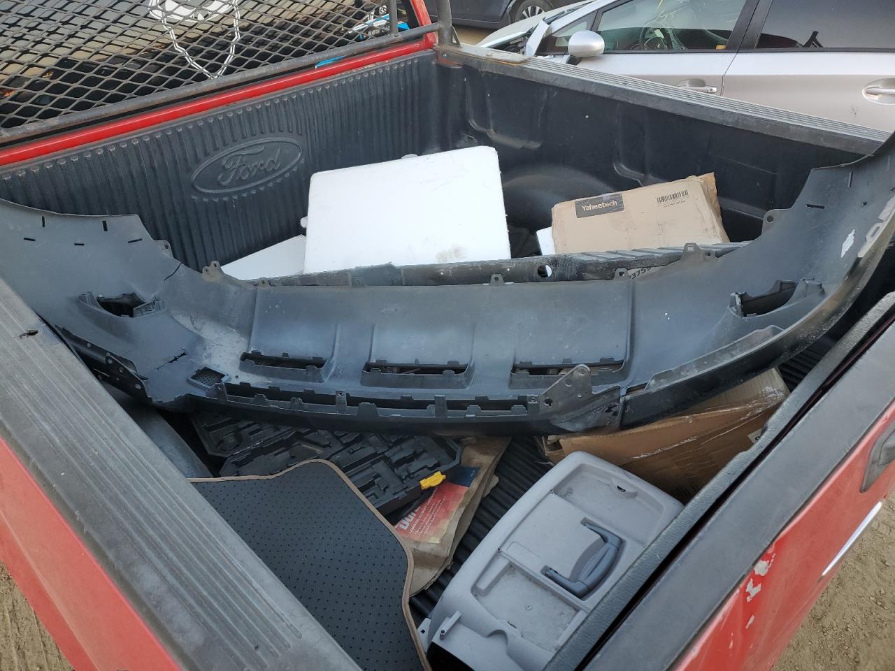 2005 Ford F-150 VIN 1FTPW12545KF02405 Copart auction photo, rear end / minor dent/scratches damage thumbnail 12
