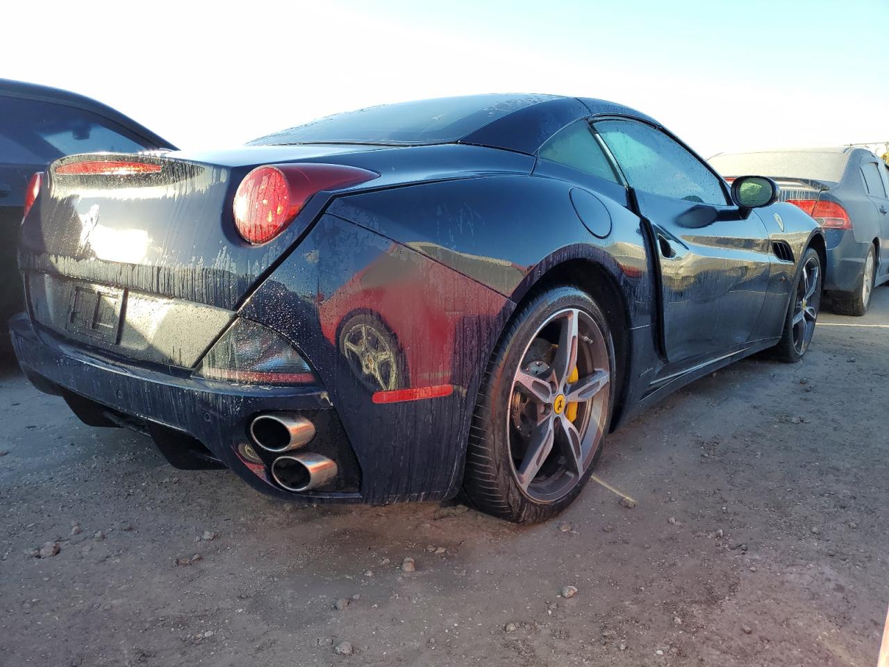 2014 Ferrari California VIN ZFF65TJA3E0202487 Copart auction photo, water/flood / mechanical damage thumbnail 3