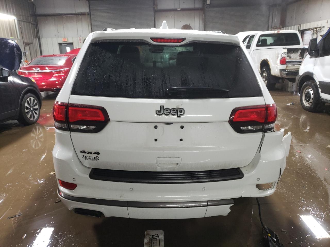 2020 Jeep Grand Cherokee VIN 1C4RJFCG2LC424556 Copart auction photo, front end / rear end damage thumbnail 6