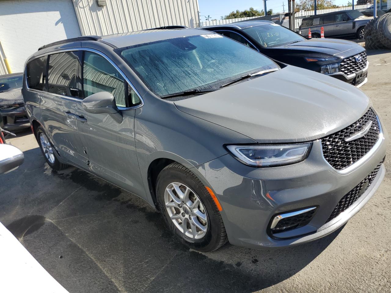 2022 Chrysler Pacifica VIN 2C4RC1BG1NR194100 Copart auction photo, side / rear end damage thumbnail 4