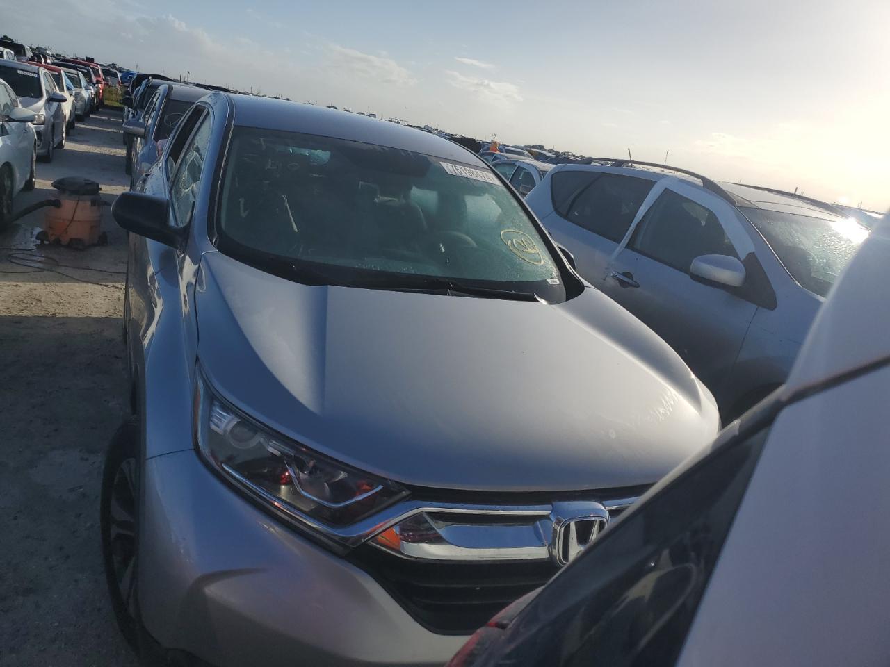 2019 Honda CR-V VIN 2HKRW5H31KH416727 Copart auction photo, water/flood damage thumbnail 5