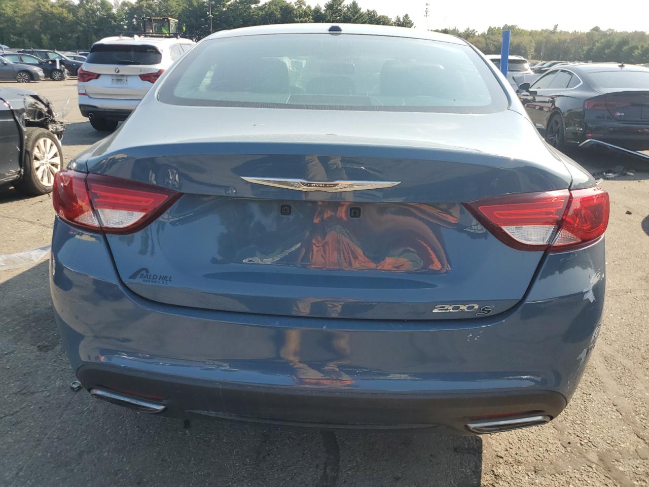 2015 Chrysler 200 VIN 1C3CCCBB8FN562488 Copart auction photo, side / minor dent/scratches damage thumbnail 6