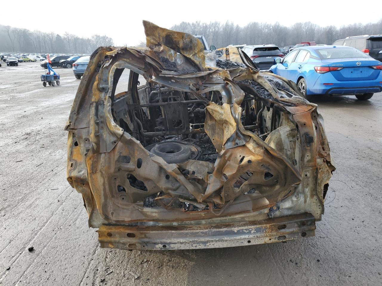 2017 Chevrolet Equinox VIN 2GNALCEK7H1603235 Copart auction photo, burn damage thumbnail 6