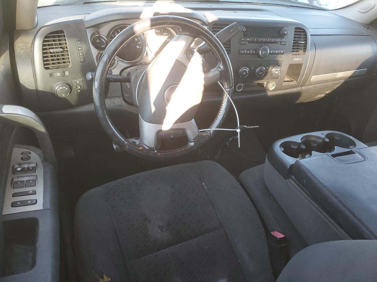 2007 Chevrolet Silverado VIN 1GCHK29K47E518221 Copart auction photo, front end / side damage thumbnail 8