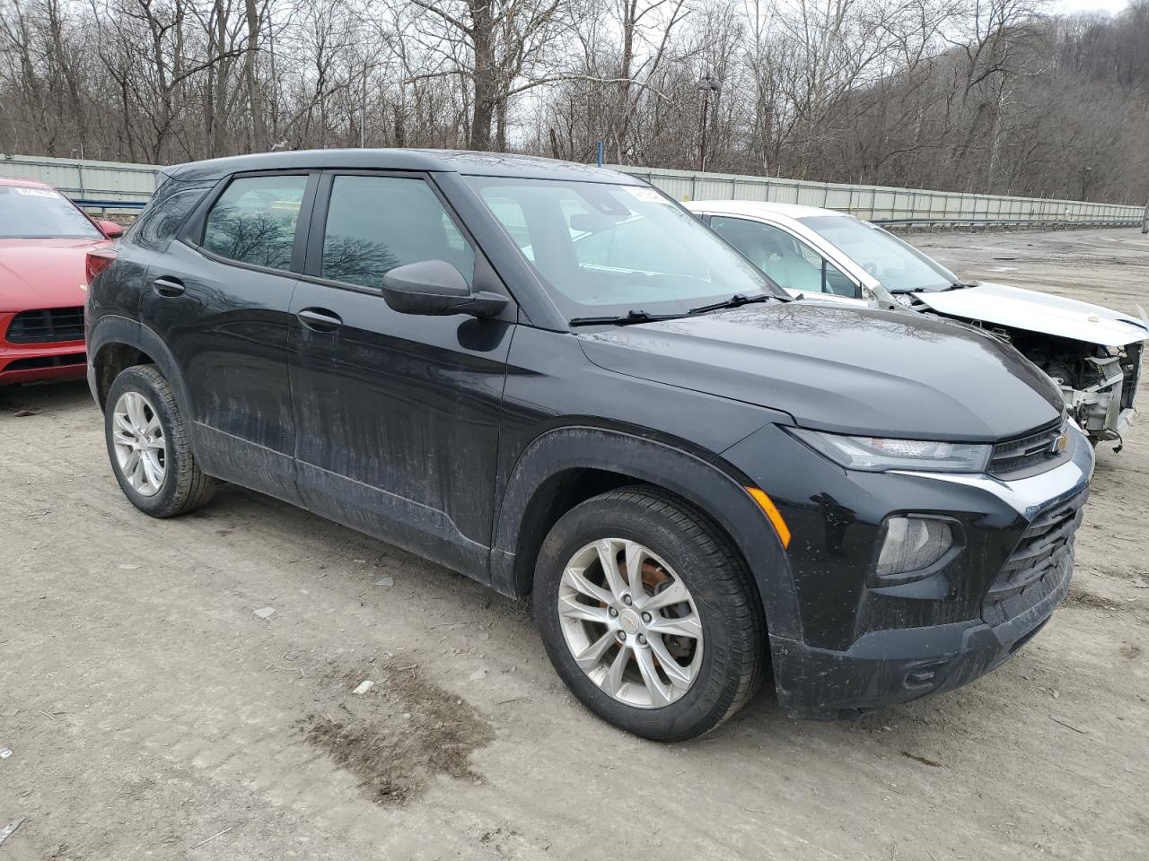 2021 Chevrolet TrailBlazer VIN KL79MMS23MB020946 Copart auction photo, front end / side damage thumbnail 4