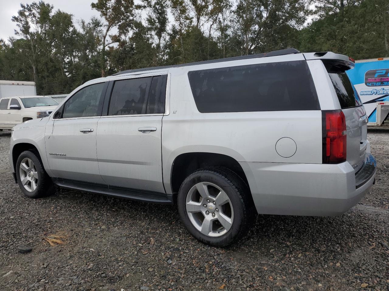 2018 Chevrolet Suburban VIN 1GNSCHKC7JR340630 Copart auction photo, top/roof / side damage thumbnail 2