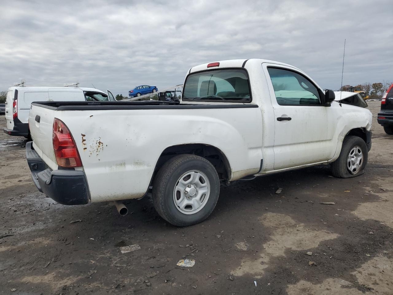 2014 Toyota Tacoma VIN 5TFNX4CN7EX042440 Copart auction photo, front end / side damage thumbnail 3