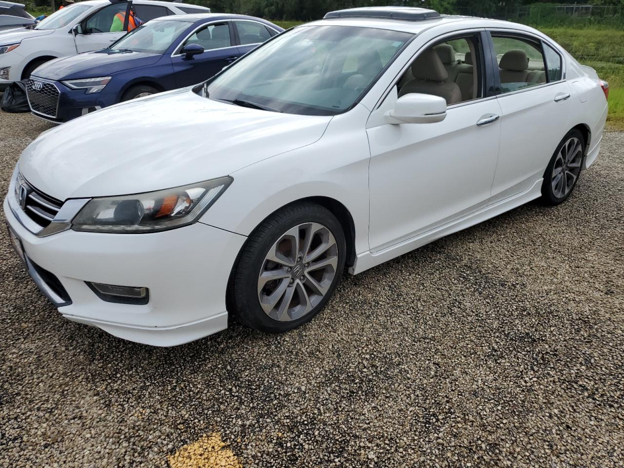 2013 Honda Accord VIN 1HGCR3F86DA020465
