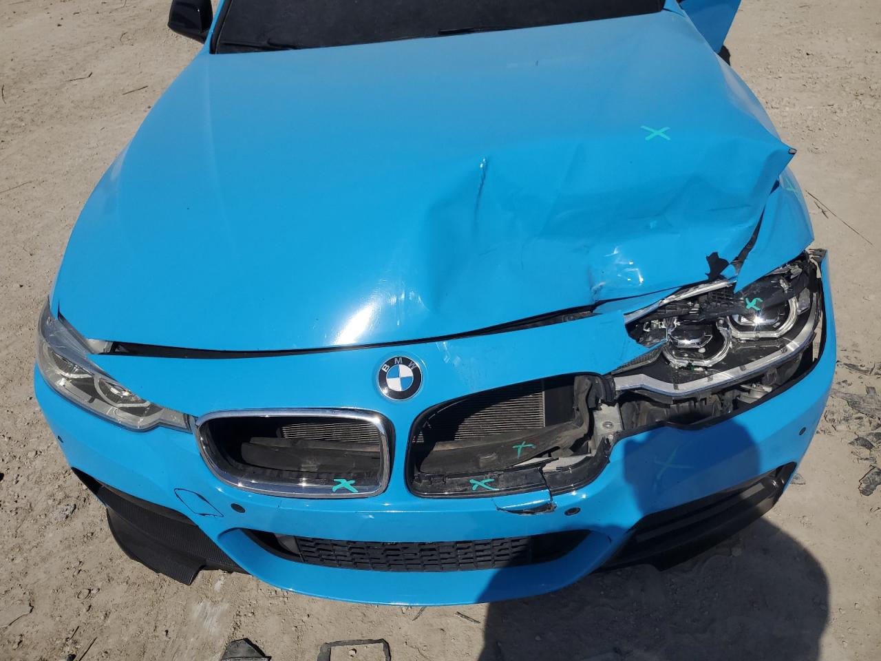 2016 BMW 3er VIN WBA8B7C59GK703413 Copart auction photo, front end damage thumbnail 11