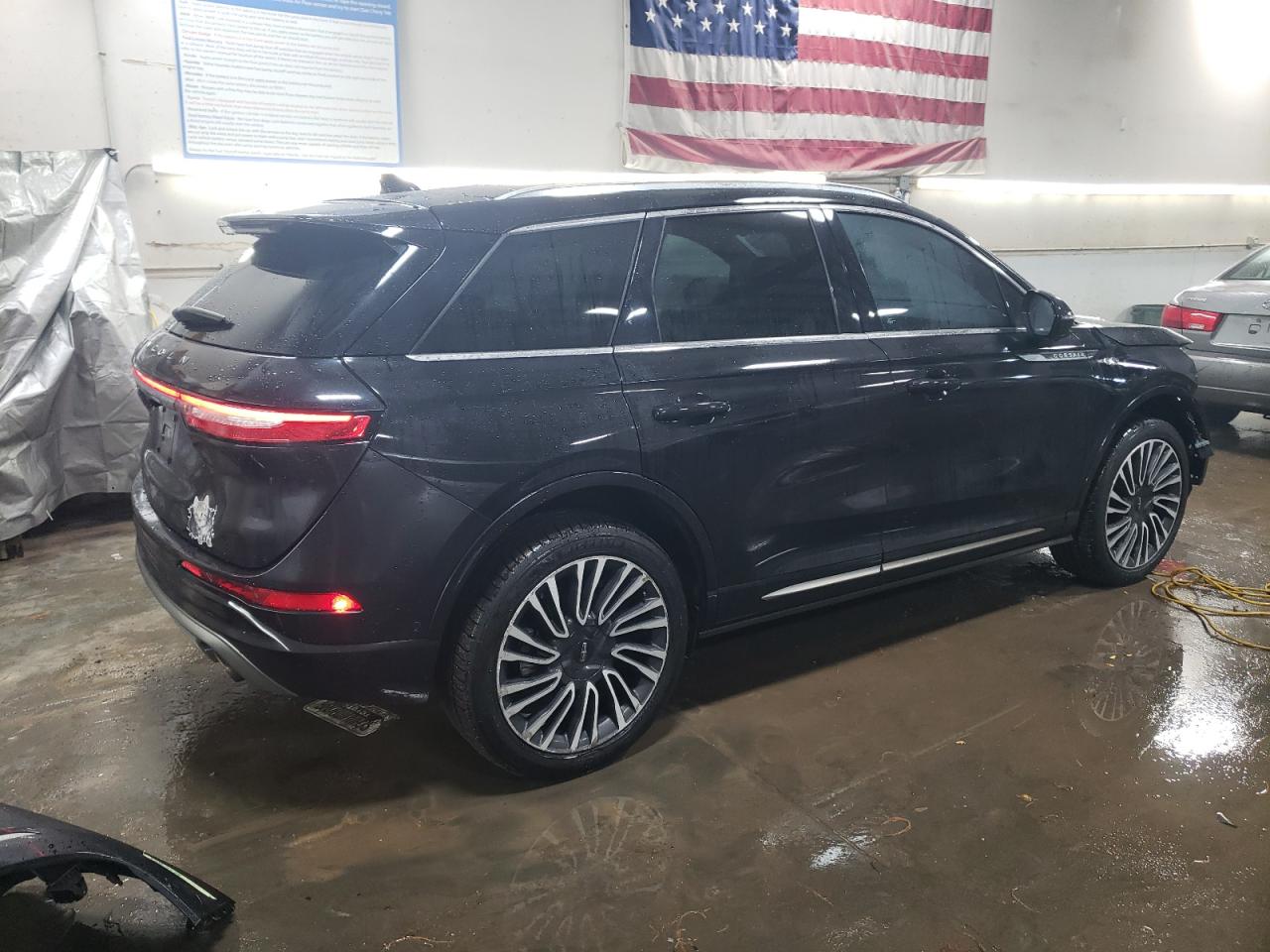 2022 Lincoln Corsair VIN 5LMCJ2DHXNUL06735 Copart auction photo, front end damage thumbnail 3