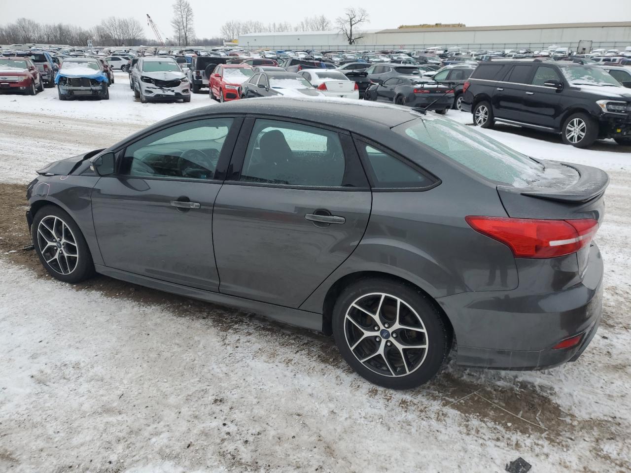 2016 Ford Focus VIN 1FADP3F28GL233615 Copart auction photo, front end / minor dent/scratches damage thumbnail 2