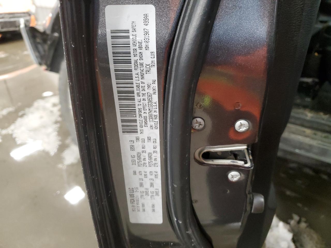 2016 RAM 1500 VIN 1C6RR7NM1GS305367 Copart auction photo, front end damage thumbnail 12