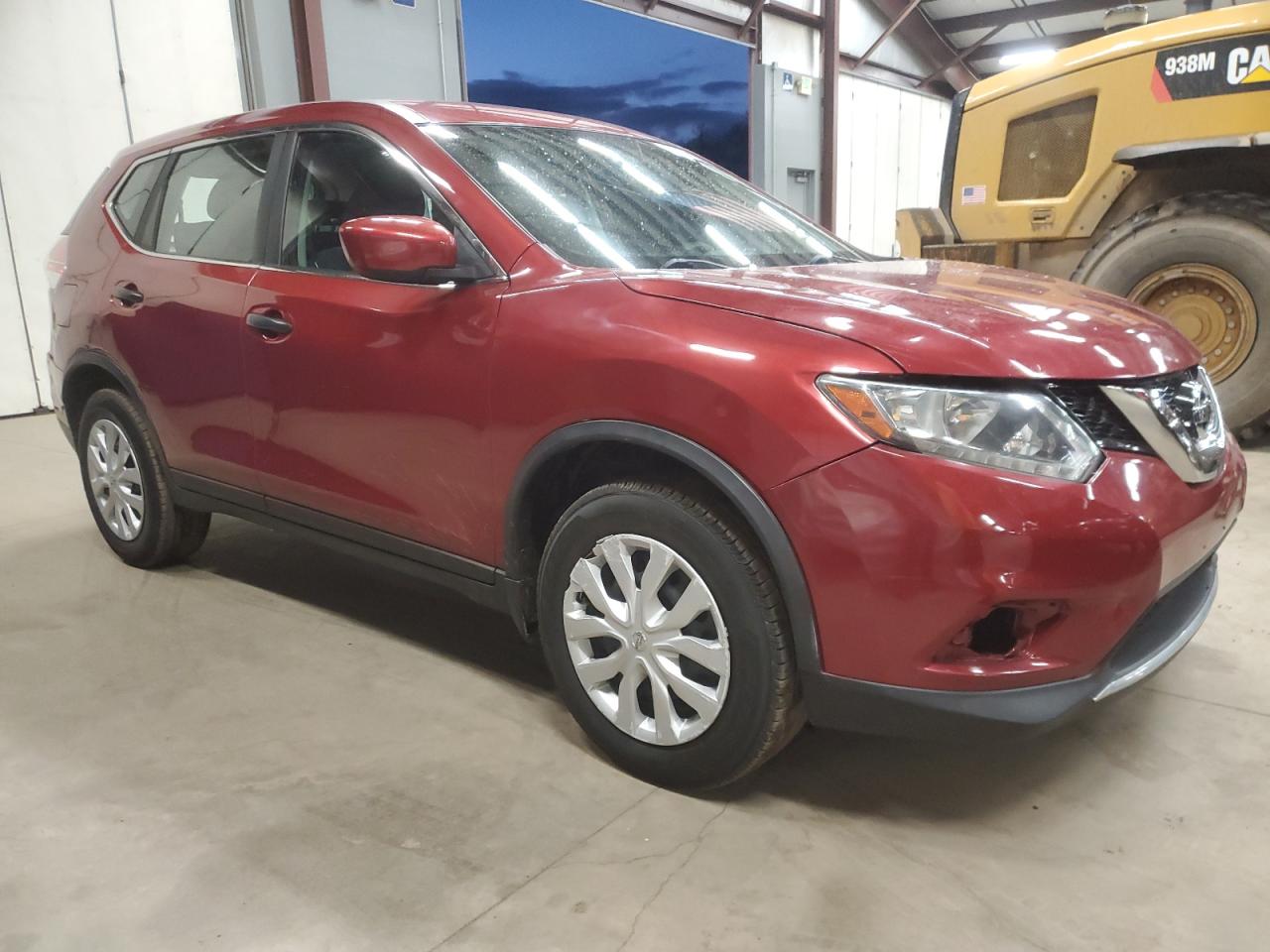 2016 Nissan Rogue VIN KNMAT2MV4GP717905 Copart auction photo, minor dent/scratches damage thumbnail 4