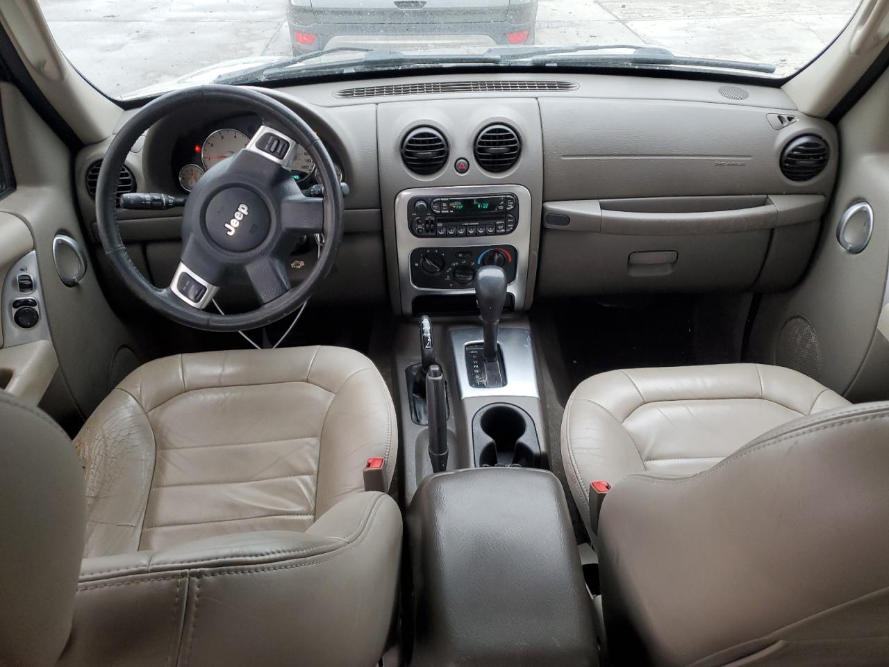 2004 Jeep Liberty (North America) VIN 1J8GL58K44W197114 Copart auction photo, front end damage thumbnail 8