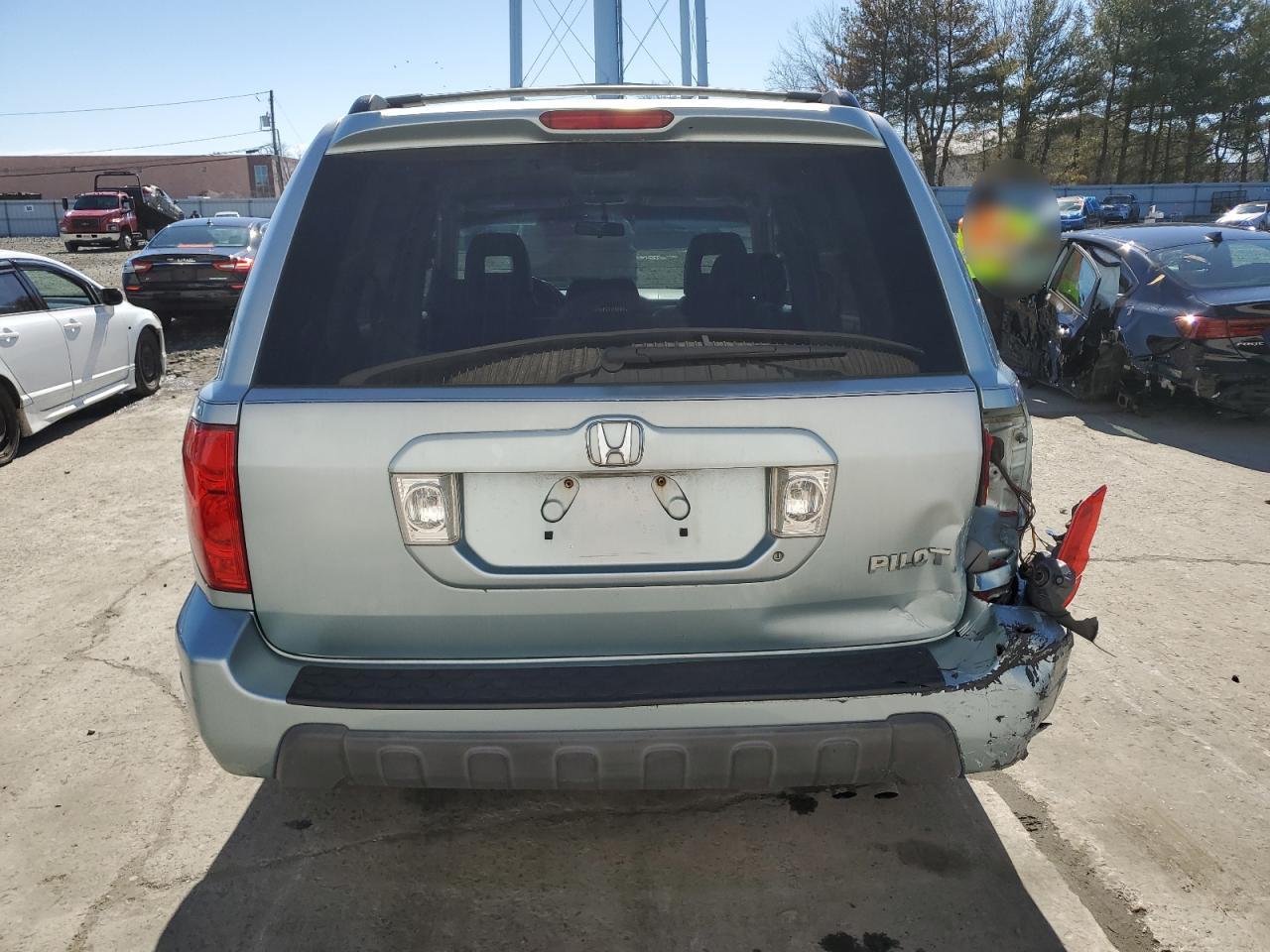 2003 Honda Pilot VIN 2HKYF18623H572890 Copart auction photo, rear end damage thumbnail 6