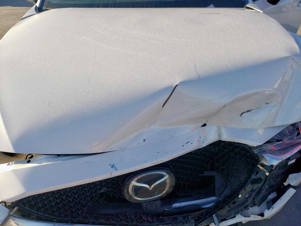 2021 Mazda CX-5 VIN JM3KFBDM1M1440655 Copart auction photo, front end damage thumbnail 12