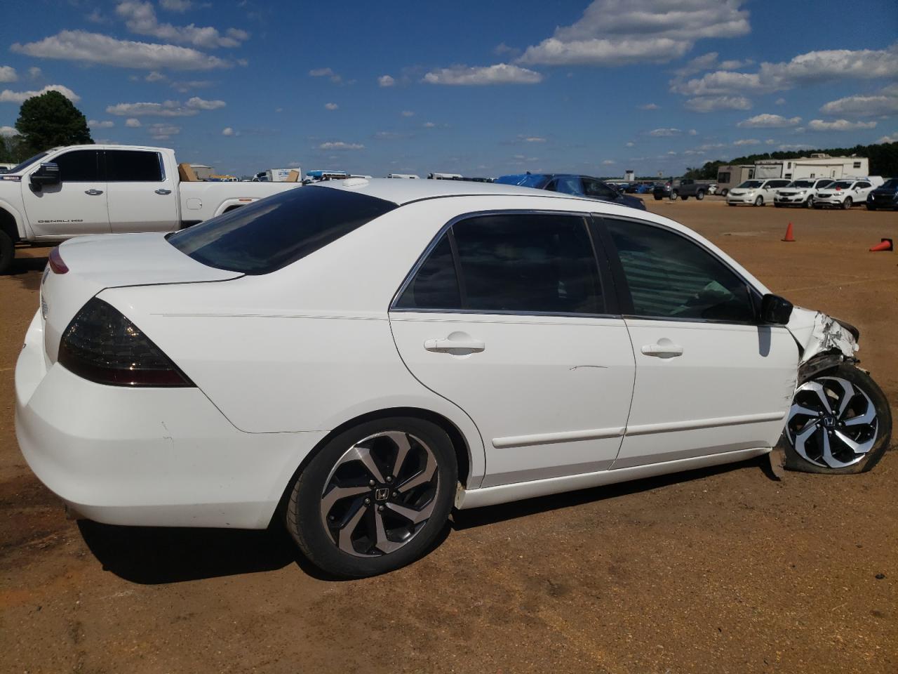 2007 Honda Accord VIN 1HGCM66807A061341 Copart auction photo, front end damage thumbnail 3