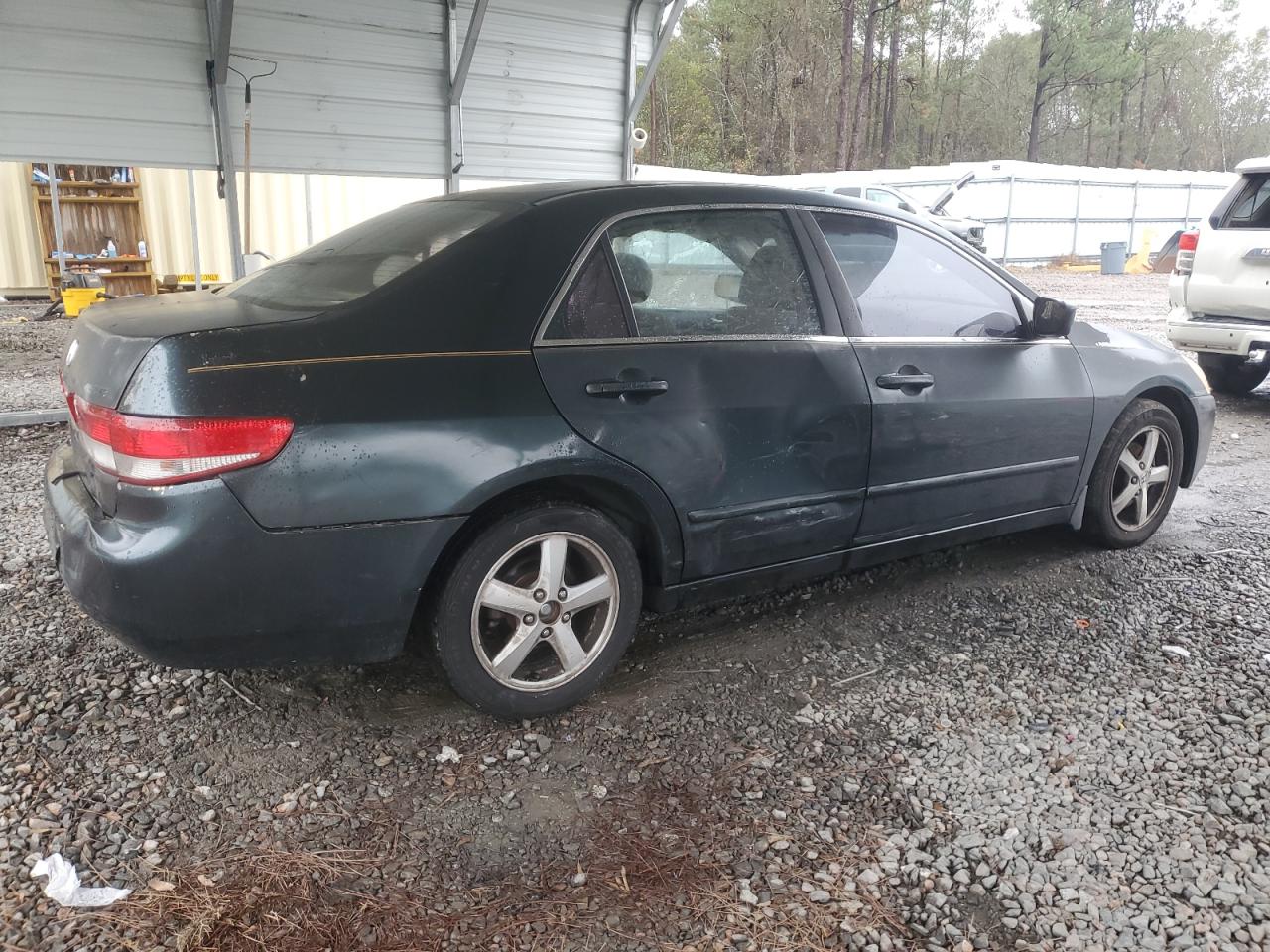 2004 Honda Accord VIN 1HGCM56624A167391 Copart auction photo, rear end / side damage thumbnail 3