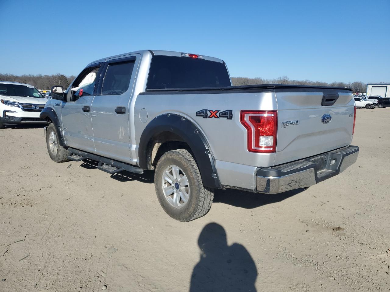 2017 Ford F-150 VIN 1FTEW1EG4HFB23213 Copart auction photo, front end / minor dent/scratches damage thumbnail 2