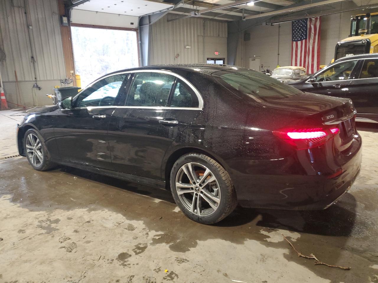 2023 Mercedes-Benz E-klasse VIN W1KZF8EB3PB186989 Copart auction photo, front end damage thumbnail 2