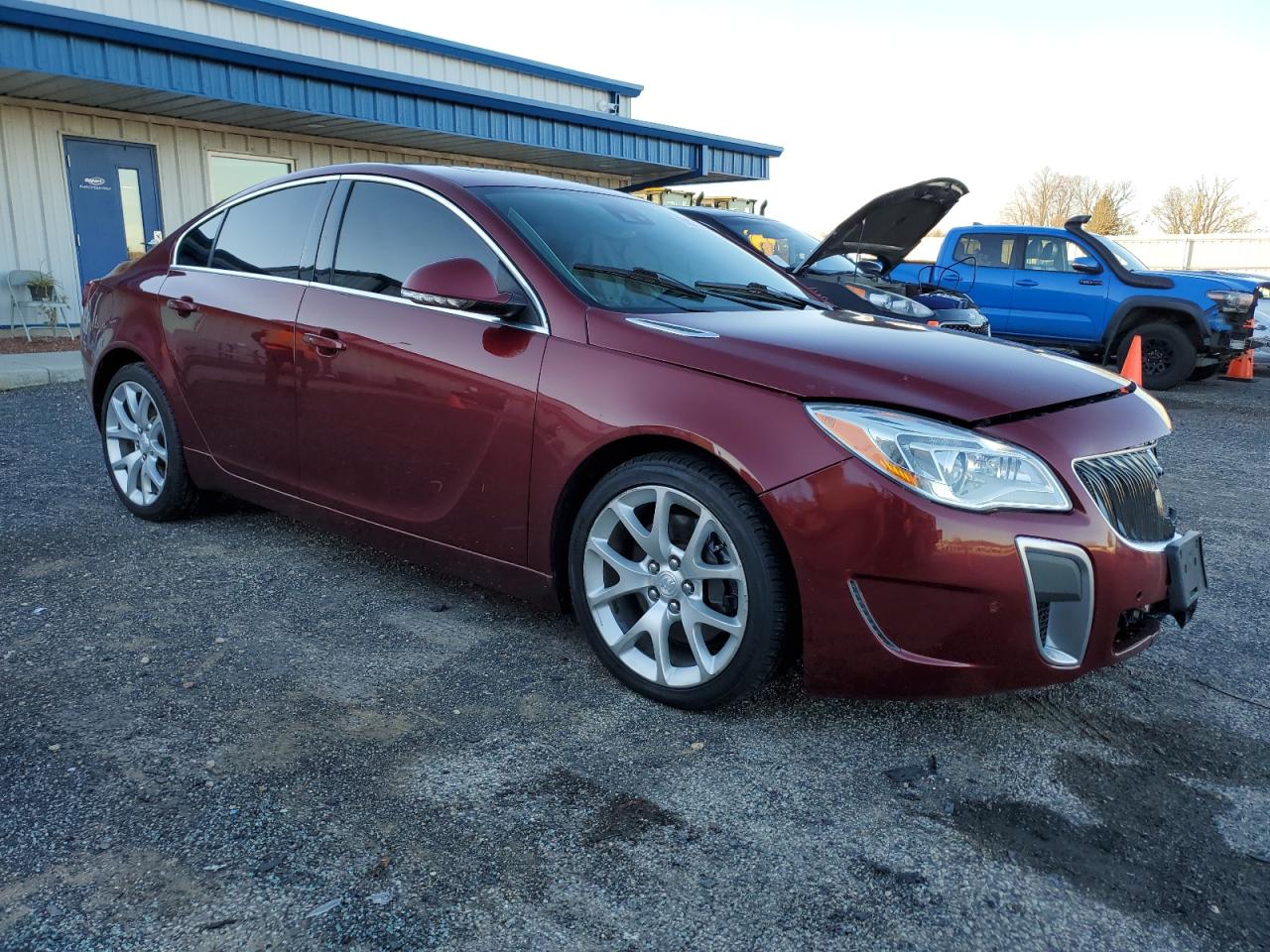 2016 Buick Regal VIN 2G4GV5GX8G9200247 Copart auction photo, front end damage thumbnail 4
