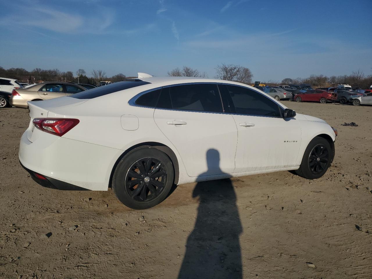 2021 Chevrolet Malibu VIN 1G1ZD5STXMF008067 Copart auction photo, front end / minor dent/scratches damage thumbnail 3