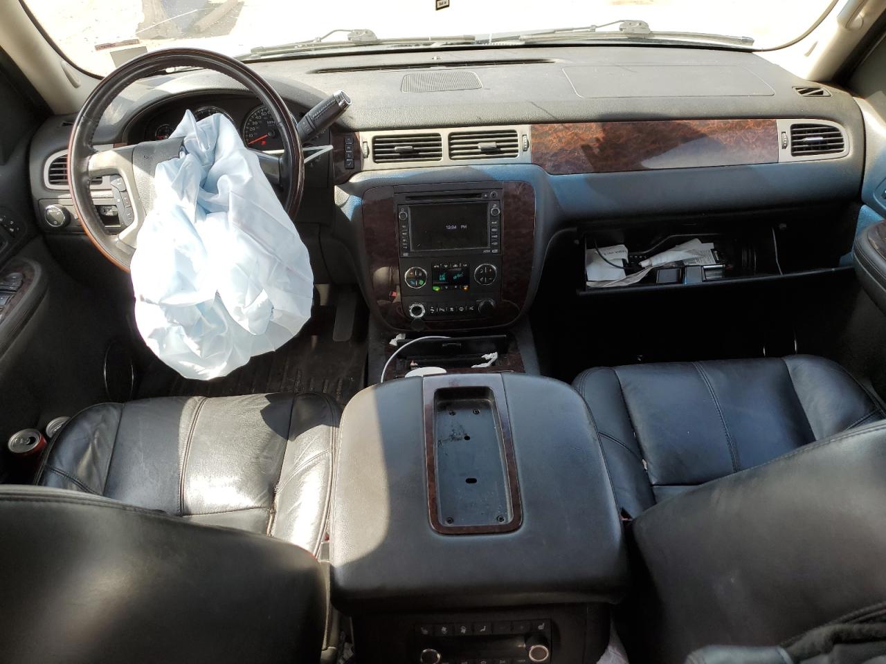 2008 GMC Yukon VIN 1GKFK63828J222137 Copart auction photo, biohazard/chemical / front end damage thumbnail 8