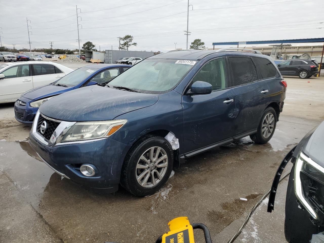 2015 Nissan Pathfinder VIN 5N1AR2MN9FC615869