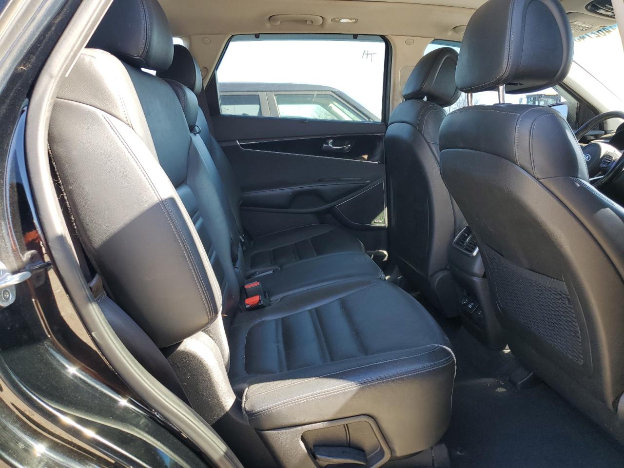 2016 KIA Sorento VIN 5XYPKDA57GG018963 Copart auction photo, rear end damage thumbnail 11