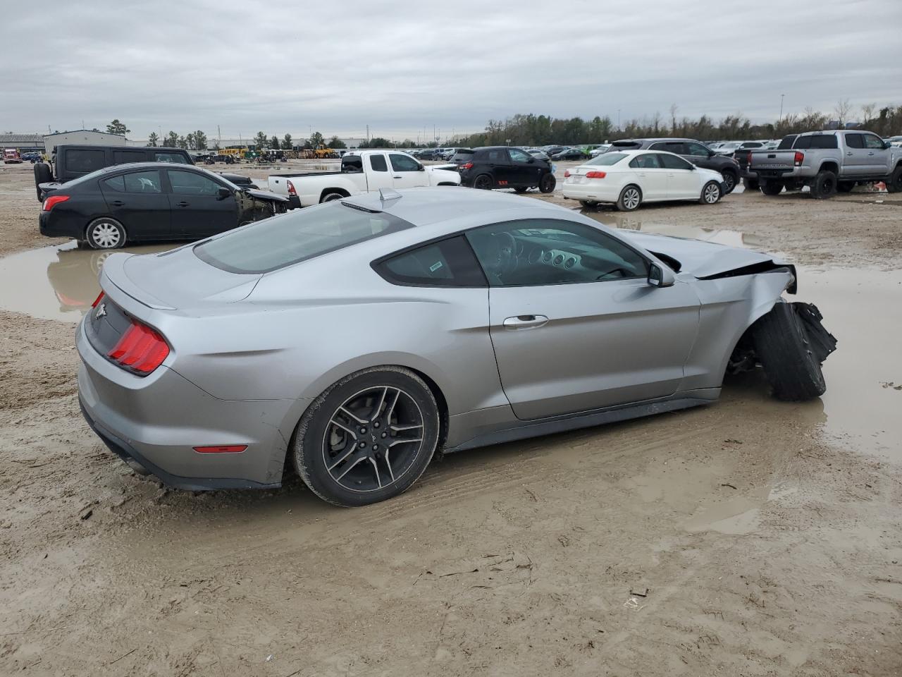 2022 Ford Mustang VIN 1FA6P8TH3N5102124 Copart auction photo, front end damage thumbnail 3