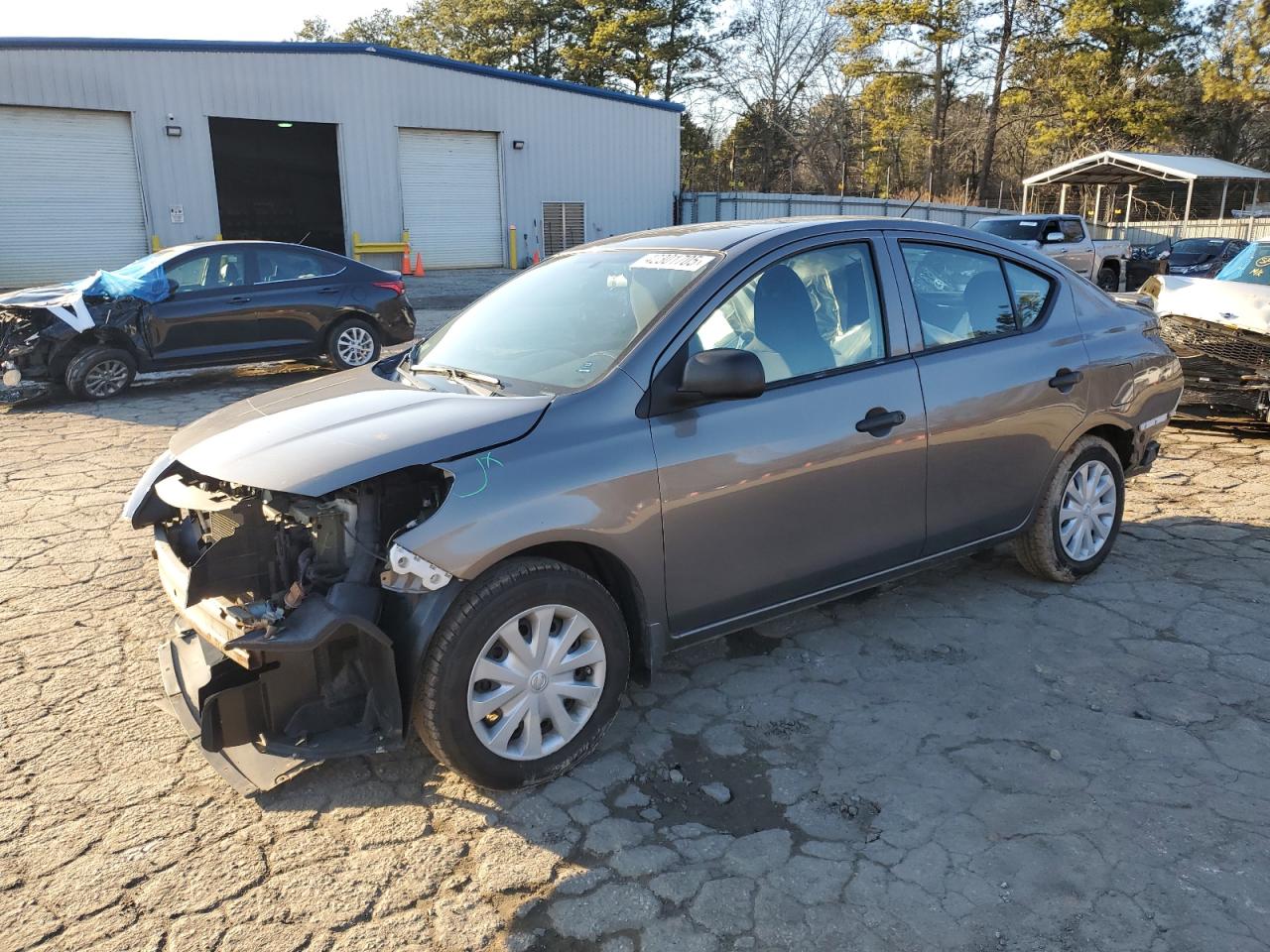 2015 Nissan Versa VIN 3N1CN7AP1FL805846