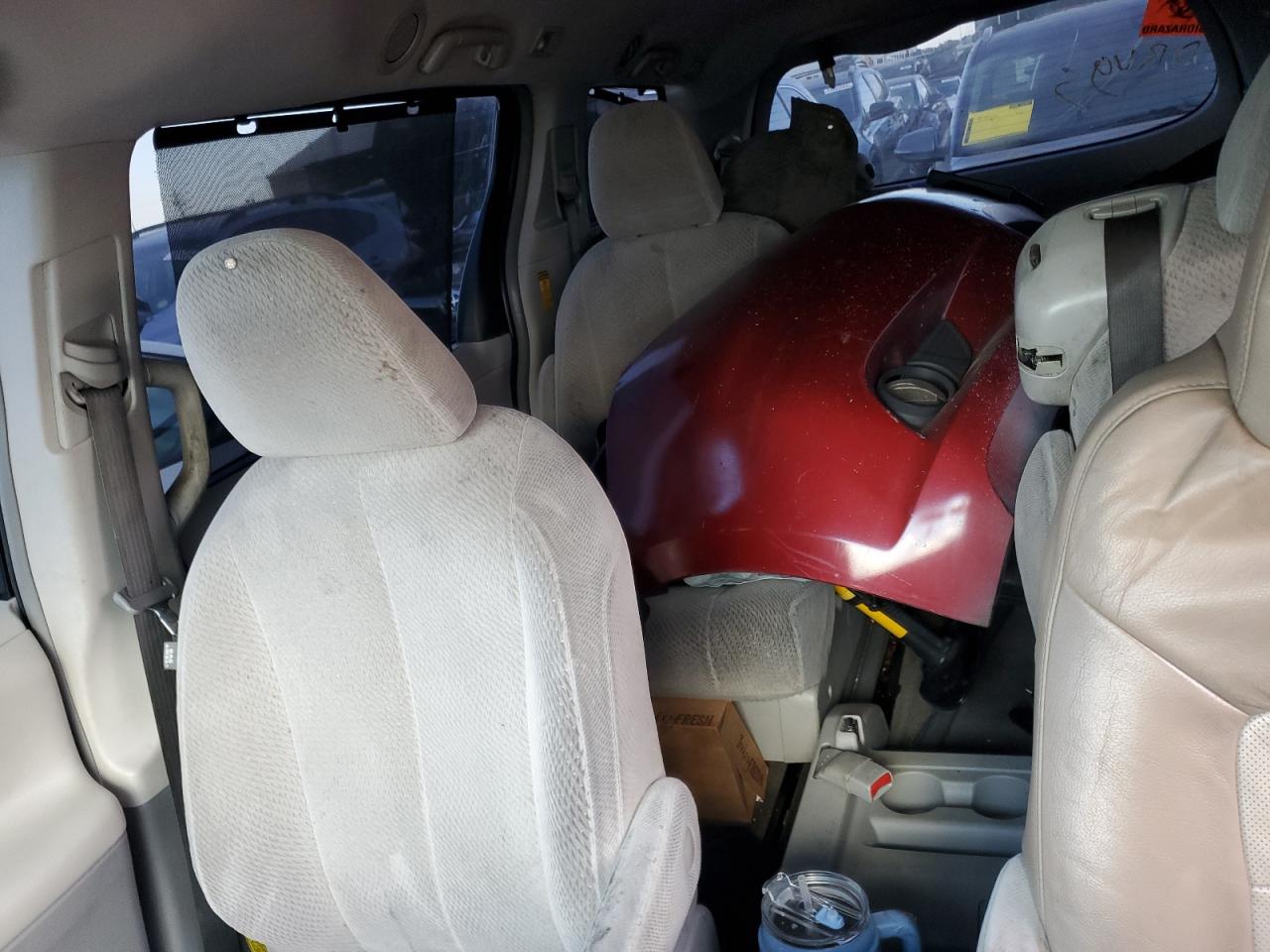 2014 Toyota Sienna VIN 5TDKK3DC5ES413951 Copart auction photo, front end damage thumbnail 10